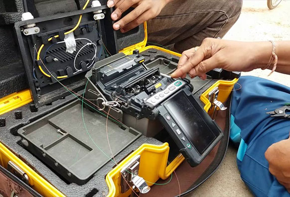 fiber optic cable,fiber optic adapters,fiber optic patch cords,fiber optic pigtails